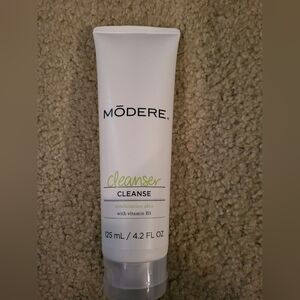 NWT Modere Facial Cleanser